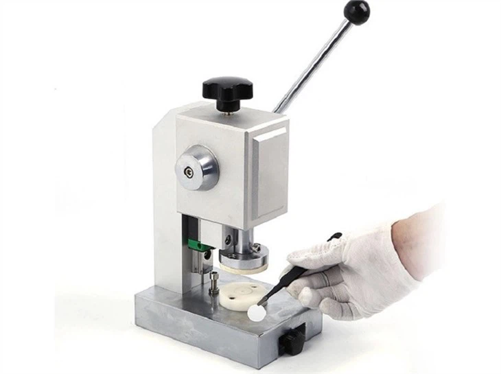 coin cell punching machine
